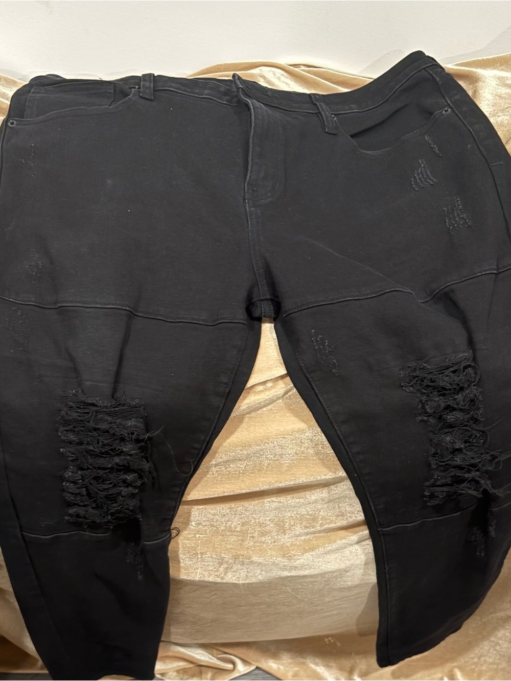 Men's Slim Straight Black Distressed Jeans